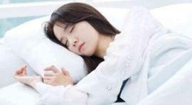 睡足8小时仍疲倦？中医剖析失眠5大证型＋针灸调神安眠