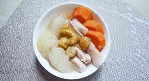 立冬养生汤水推荐:雪梨淮山栗子鸡汤,补肾健脾