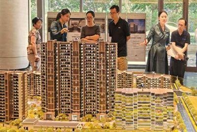 内地楼市有回暖迹象，大行看法转趋正面，内房逆市靠稳